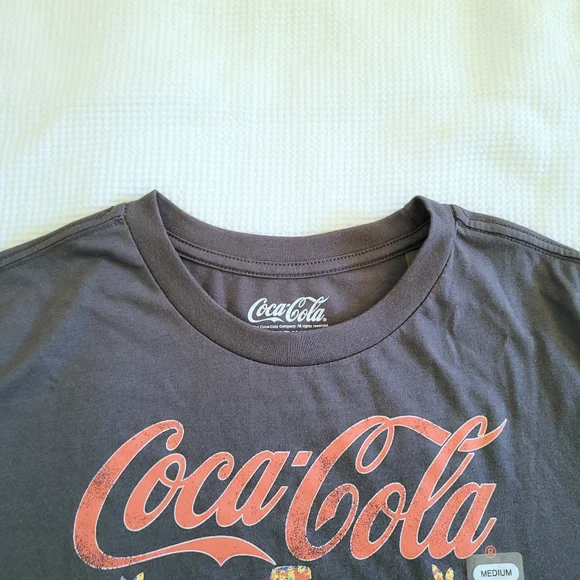 Grayson Threads🧵 Coca-Cola🥤 Graphic Tee👕 - NWT - Picture 6 of 10